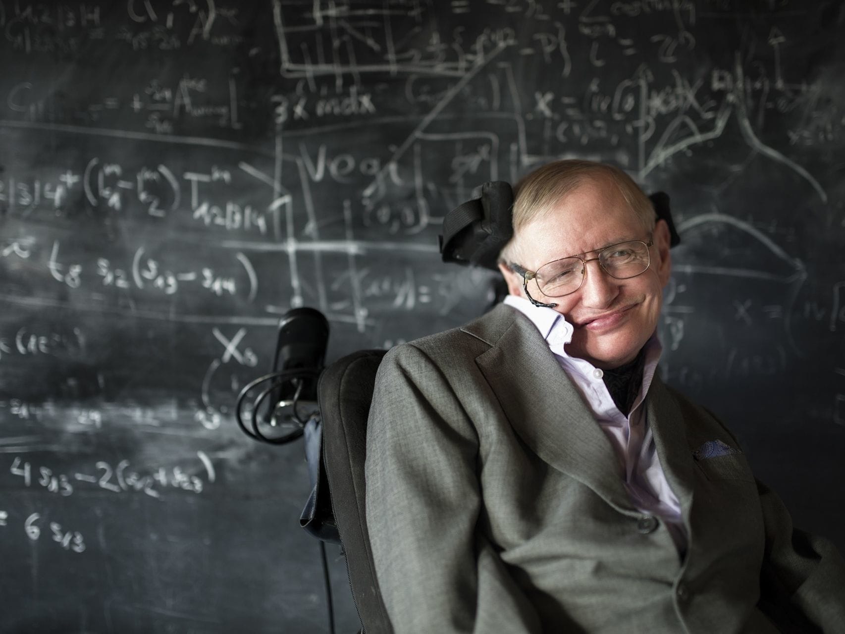 Top 10 Smartest People 2017: 10. Stephen Hawking